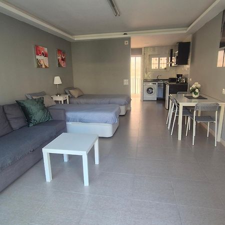 Studio In City Fuengirola Buitenkant foto